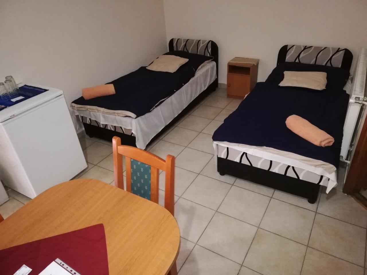 Rakoczi Panzio Hotel Debrecen Bagian luar foto