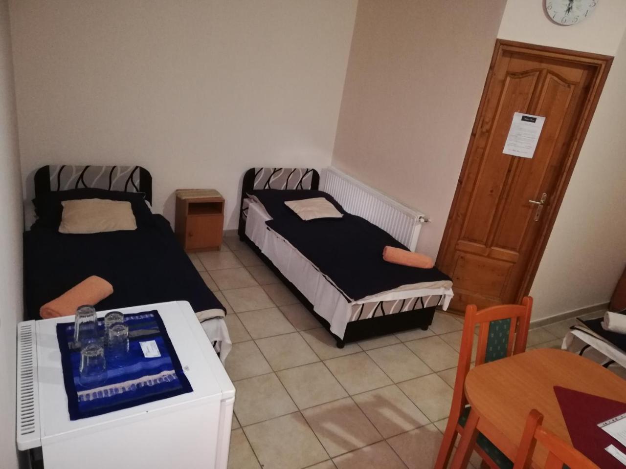 Rakoczi Panzio Hotel Debrecen Bagian luar foto