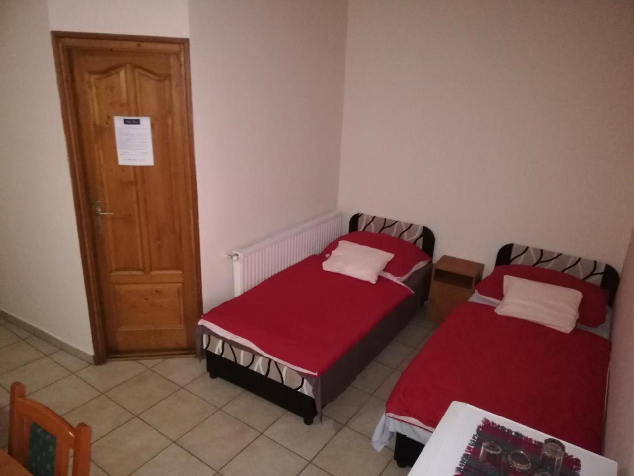 Rakoczi Panzio Hotel Debrecen Bagian luar foto