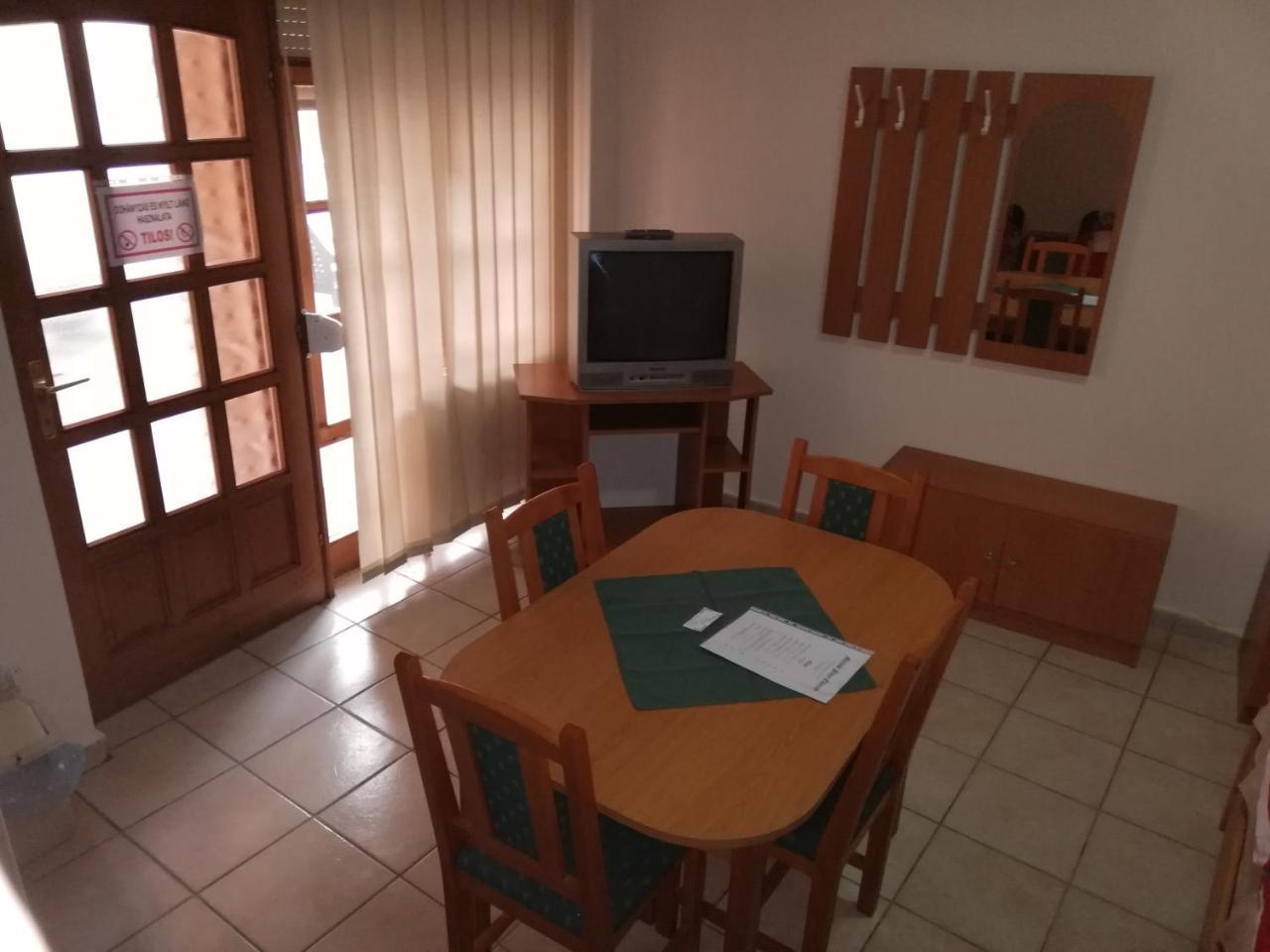 Rakoczi Panzio Hotel Debrecen Bagian luar foto